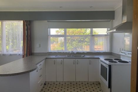 Photo of property in 14 Ruapehu Street, Castlecliff, Whanganui, 4501