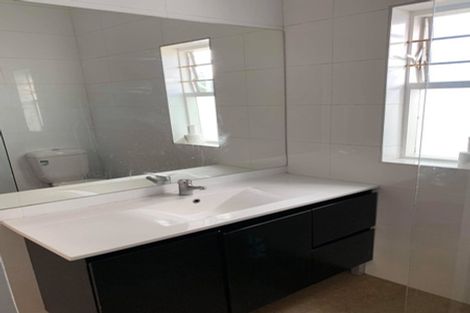 Photo of property in 54 Old Mill Road, Grey Lynn, Auckland, 1021