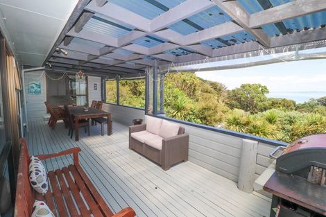 Photo of property in 6 Arthur Road, Ngarimu Bay, Thames, 3575