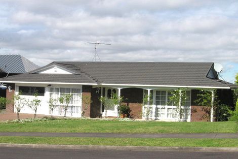 Photo of property in 40 Cornelian Crescent, Half Moon Bay, Auckland, 2012