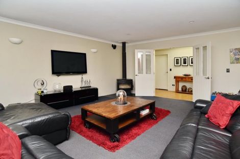 Photo of property in 10 Willowside Place, Amberley, 7410