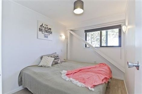 Photo of property in 411 Mahurangi East Road, Snells Beach, 0920