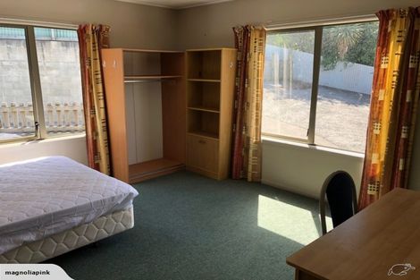 Photo of property in 2/11 Maitland Street, Dunedin Central, Dunedin, 9016