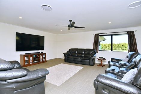 Photo of property in 77 Bridge Road, Fernside, Rangiora, 7475