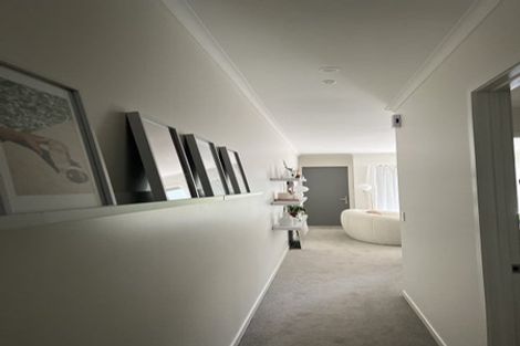 Photo of property in 2/2 Warrant Officer Lane, Hobsonville, Auckland, 0616