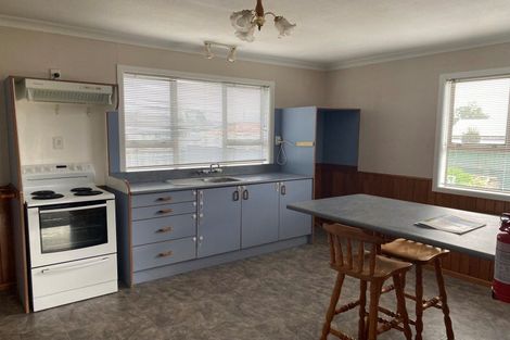 Photo of property in 12 Saint Annes Street, Levin, 5510