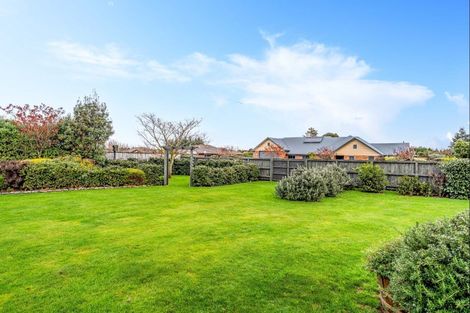 Photo of property in 20 Carrington Drive, Carterton, 5713