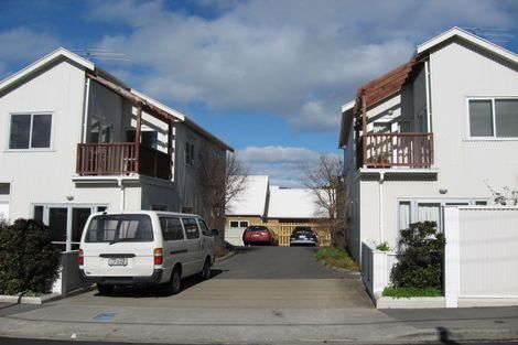 Photo of property in 2/7 Henry Street, Kilbirnie, Wellington, 6022