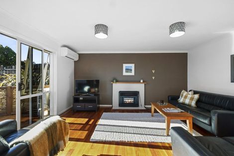 Photo of property in 426 South Road, Omata, New Plymouth, 4374