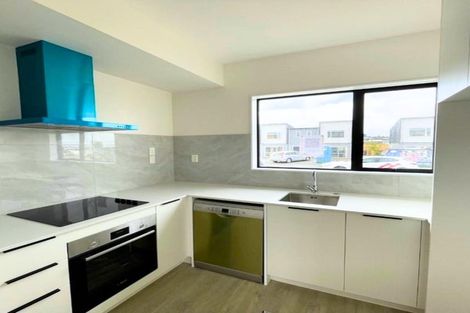 Photo of property in 6a Poruru Close, Papakura, 2110