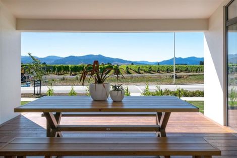 Photo of property in 17 Rose Manor Drive, Springlands, Blenheim, 7201