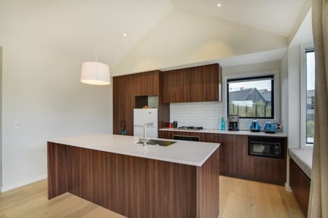 Photo of property in 13 Kotuku Lane, Jacks Point, Queenstown, 9371