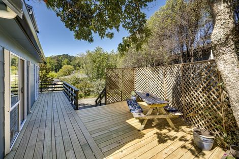 Photo of property in 2 Toop Street, Havelock North, 4130