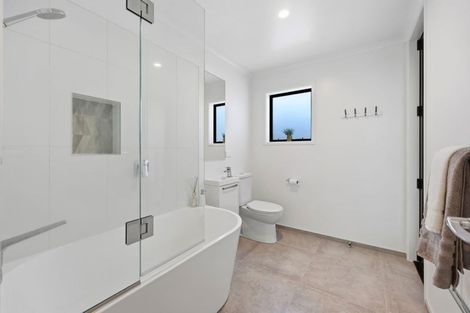 Photo of property in 6 Mayfly Lane, Hobsonville, Auckland, 0616