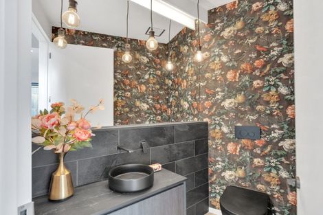 Photo of property in 13 Round Hill Rise, Cracroft, Christchurch, 8022