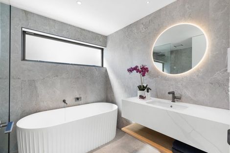 Photo of property in 146a Straven Road, Fendalton, Christchurch, 8014