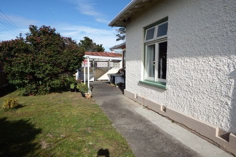 Photo of property in 15 Cuba Street, Marton, 4710