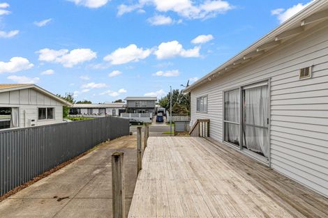 Photo of property in 3 Aratapu Street, Waitara, 4320