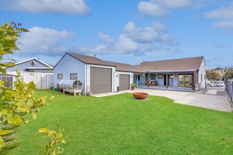 Photo of property in 204 Martyn Road, Whangamata, 3620