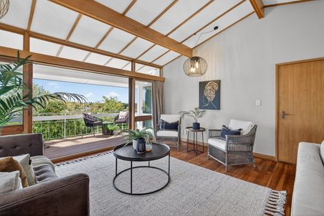 Photo of property in 1 Dyers Pass Road, Cashmere, Christchurch, 8022