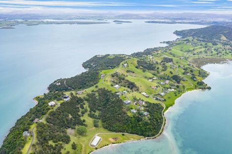 Photo of property in 22/71 Manganese Point Road, Tamaterau, Whangarei, 0174