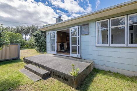 Photo of property in 40 Field Way, Waikanae Beach, Waikanae, 5036