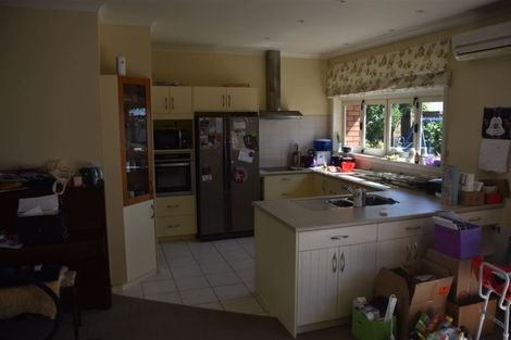 Photo of property in 8 Victoria Street, Cambridge, 3434