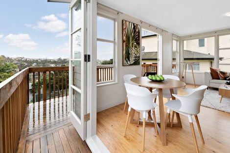 Photo of property in 123 Browns Bay Road, Browns Bay, Auckland, 0630