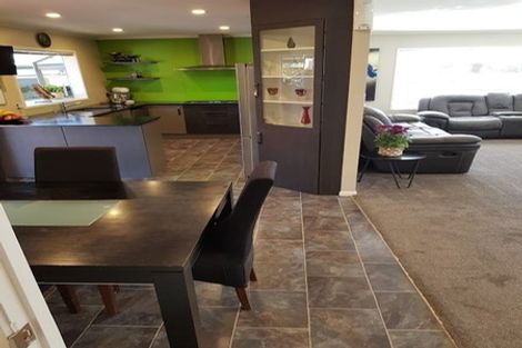 Photo of property in 2/53 Jellicoe Road, Manurewa, Auckland, 2102