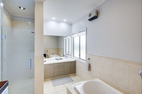 Photo of property in 4 Russell Robertson Drive, Havelock North, 4130