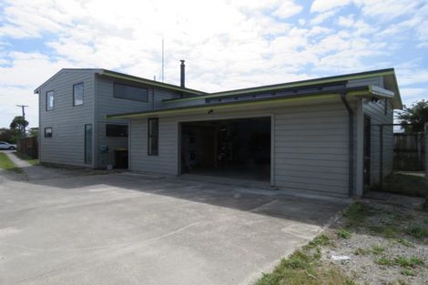 Photo of property in 16 Coates Street, Westport, 7825