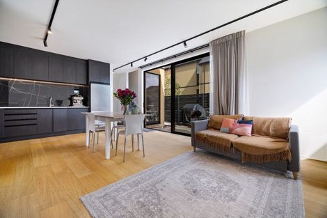 Photo of property in 62 Casterway Crescent, Jacks Point, 9371