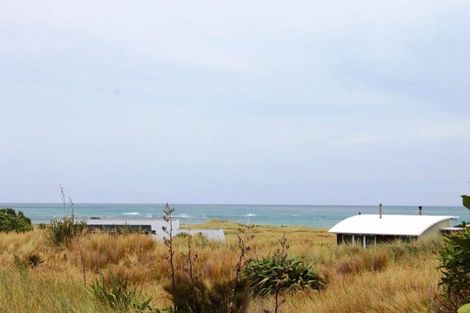 Photo of property in 9 Nunu Drive, Flat Point, Masterton, 5883