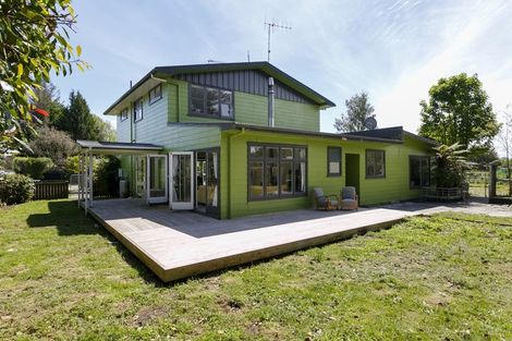 Photo of property in 10 Rereahu Avenue, Hatepe, Turangi, 3382