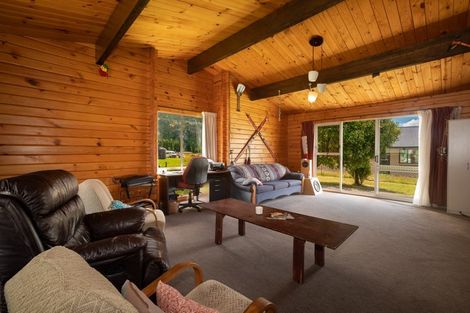 Photo of property in 50 Oxford Street, Kingston, Athol, 9793