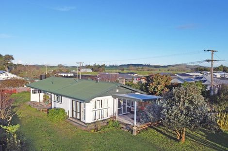 Photo of property in 11 Bell Street, Otane, 4202