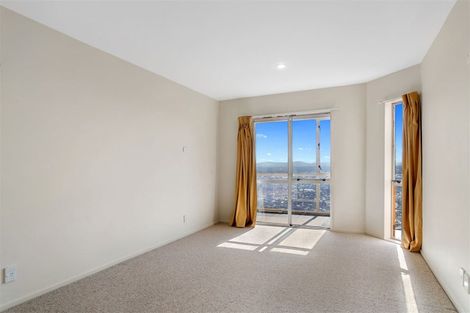 Photo of property in 5 Harry Ell Drive, Cashmere, Christchurch, 8022