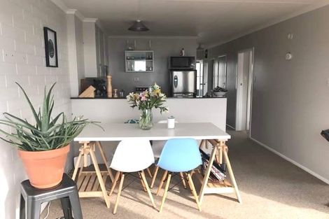 Photo of property in 1/23 Hamblyn Street, Strandon, New Plymouth, 4312