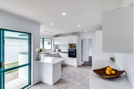 Photo of property in 5 Montague Way, Taradale, Napier, 4112