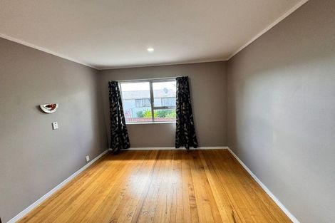 Photo of property in 1/149 View Road, Sunnyvale, Auckland, 0612