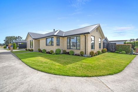 Photo of property in 29 Silverstream Boulevard, Kaiapoi, 7630