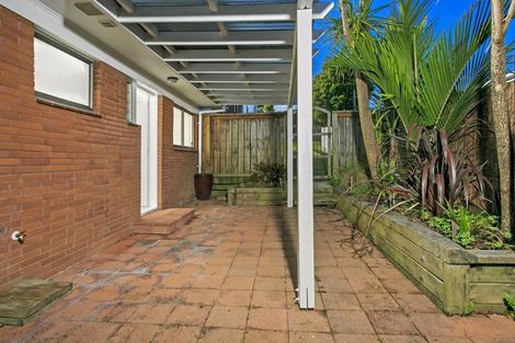 Photo of property in 2/152 Manuka Road, Bayview, Auckland, 0629