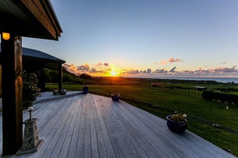 Photo of property in 166 Wairau Road, Kaitake, New Plymouth, 4374