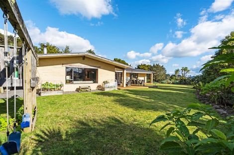 Photo of property in 362e Whananaki North Road, Opuawhanga, Hikurangi, 0181