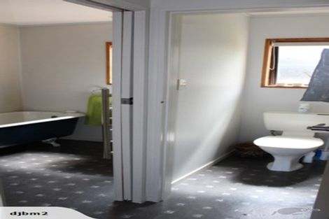 Photo of property in 11 Evergreen Place, Sunshine Bay, Queenstown, 9300