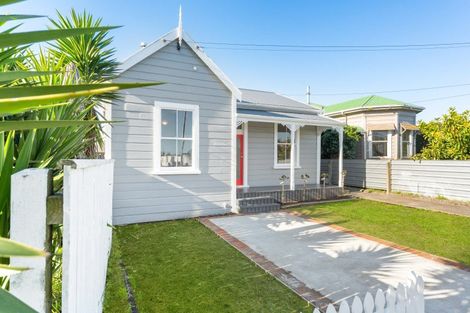 Photo of property in 122 Harrison Street, Whanganui, 4500