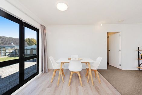 Photo of property in 4 Broadbelt Grove, Levin, 5510