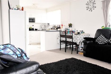 Photo of property in 16b Gray Avenue, Mangere East, Auckland, 2024