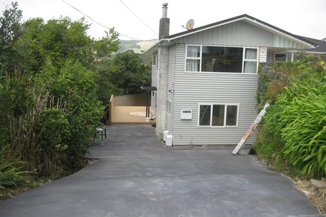 Photo of property in 17 Mascot Street, Tawa, Wellington, 5028