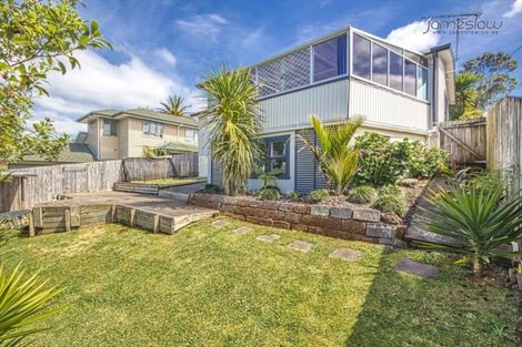 Photo of property in 42 Park Road, Glenfield, Auckland, 0629